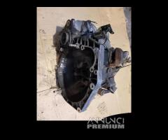 Cambio marce per Alfa Romeo 147 1.9 JTD - 4