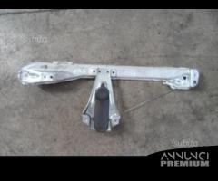 Alzavetro post dx usato x Renault Clio 2007