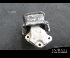 Supporto motore per Peugeot 308 1.6D - 1