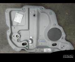 Alzavetro posteriore SX / DX Volkswagen Touran 09