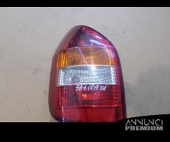 Faro posteriore SX per Opel Zafira del 2001