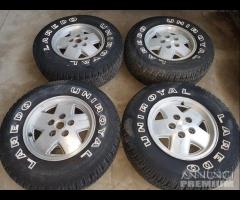 Cerchi In Lega Da 15" Per GMC Jimmy