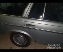 Mercedes W123 200T 1987 Restaurata - 24