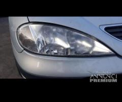 Fanale anteriore destro per Renault Megane del 99