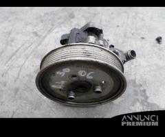 Pompa servosterzo per Audi A4 3.0 tdi 2006 - 1