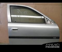 Porta anteriore destra/sinistra Opel Vectra 2001