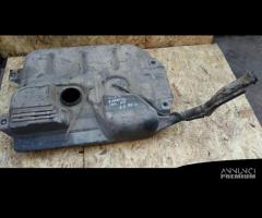 Serbatoio carburante Renault Trafic del 2004 1.9 D