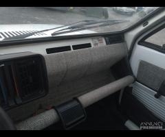 Fiat Panda 30 L 1984 Restaurata FUNZIONANTE - 19