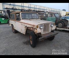 Jeep Commando SENZA MOTORE Demolita - Per Ricambi