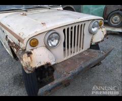 Jeep Commando SENZA MOTORE Demolita - Per Ricambi - 8