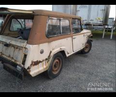 Jeep Commando SENZA MOTORE Demolita - Per Ricambi - 22