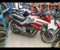 Suzuky GSX550ES Demolita - Per Ricambi