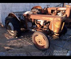 Trattore Fiat 211R Demolito - Per Ricambi - 4