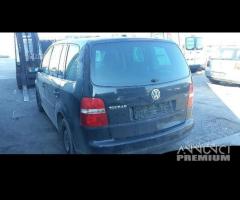 Ricambi usati Volkswagen Touran del 04 motore AVQ