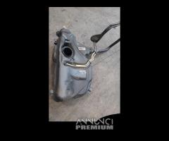 Serbatoio carburante per Seat Ibiza del 2013 D