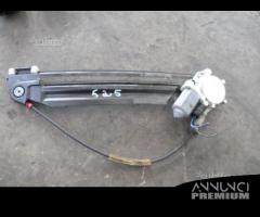 Alzavetro post dx usato x Bmw 525 del 99