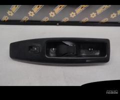 PULSANTIERA ANTERIORE DESTRA FIAT Doblo Cargo (10\u003e - 1