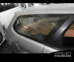 Vetro post destro/sinistro fisso Ford Focus 09 SW - 4