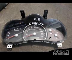 Quadro strumenti per Kia Carnival del 2006