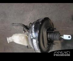 Pompa freni+ servo freni Kia Carnival del 2006 - 1