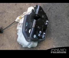 Serratura ant/post DX/SX per Audi A4 del 2006