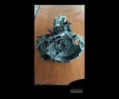 Cambio 5 marce per Volkswagen Golf 4 1.8 benzina - 2