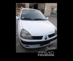 Ricambi usati per Renault Clio 2002 1.1 Benzina - 2