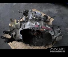 Cambio marce per Toyota Yaris 1.3 Benzina 2003 - 1