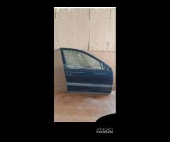 Porta anteriore destra per Volvo V40 del 2001