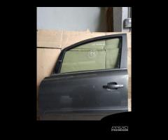 Porta anteriore/posteriore dx Opel Zafira del 2010 - 2