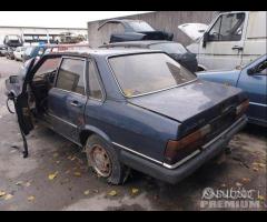 Audi 80 GLS Demolita - Per Ricambi - 4