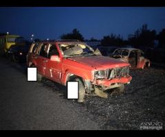 Jeep Gran Cherokee V8 1994 Demolita - Per Ricambi - 1