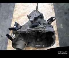 Cambio marce per Renault Clio del 2000/2001 B - 2