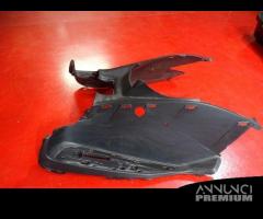 PLASTICA PEDANA YAMAHA XMAX X-MAX 250