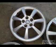 Cerchi In Lega Da 16" Per Jaguar X - Type