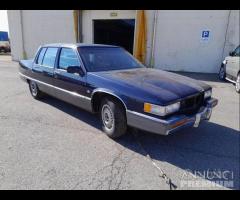 Cadillac V8 Deville - Fleetwood - Per Ricambi