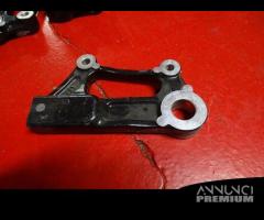 SUPPORTO PINZA POSTERIORE KAWASAKI ZX10R 2007