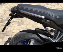 Maniglie passeggero posteriore YAMAHA MT09 13 - 16