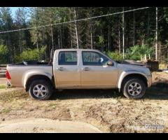 Isuzu d max 2.5 ricambi motore 4jk1