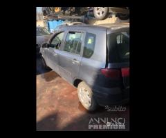 Mazda 2 anno 2004 ricambi