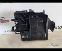 Supporto modulo ecu porta fusibili vw polo