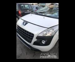 Peugeot 3008 1.6 hdi ricambi