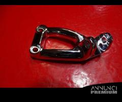 SUPPORTO PEDANA POGGIAPIEDI BMW R1200C