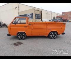 Volkswagen T3 1.6 Diesel 1982 RESTAURATO - 4