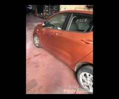 Hyundai i10 2014 ricambi - 2