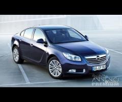 Insignia 2.0 anno 2012 ricambi