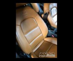 Interni in pelle audi a4 2010 berlina