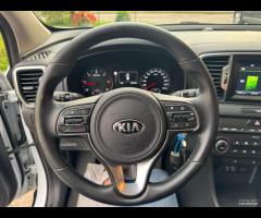 Kia Sportage 1.7 CRDI 2WD Class STYLE PACK NAVI - 18