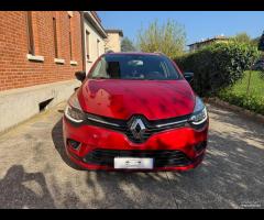 Renault Clio Sporter dCi 8V 90 CV EDC Duel2