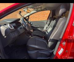 Renault Clio Sporter dCi 8V 90 CV EDC Duel2 - 9